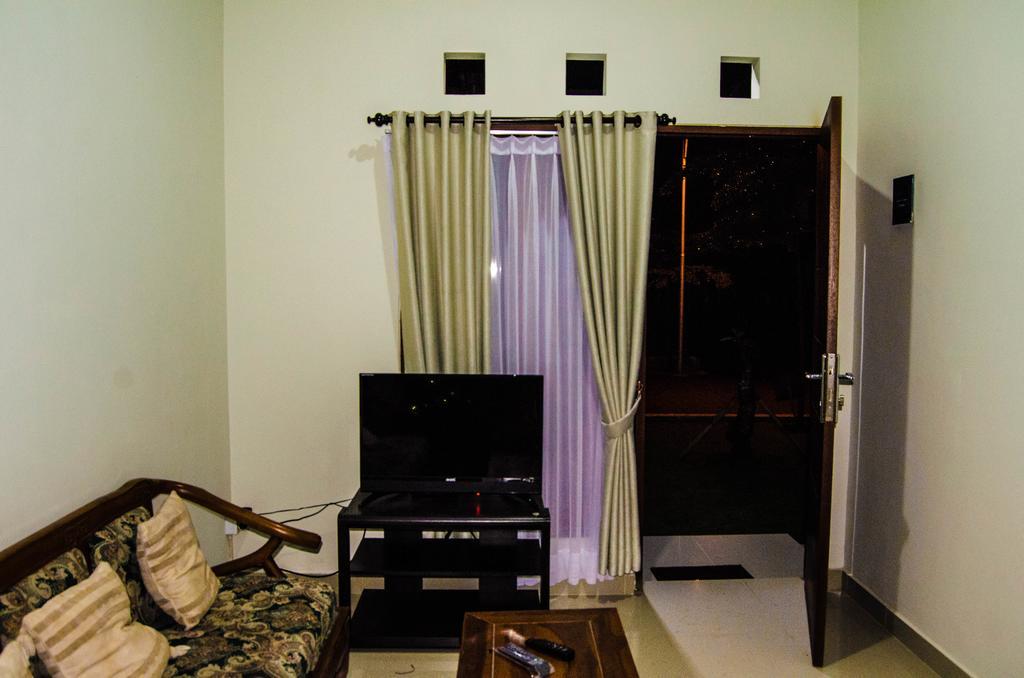 Beluran Serene Guesthouse Selemadeg Extérieur photo
